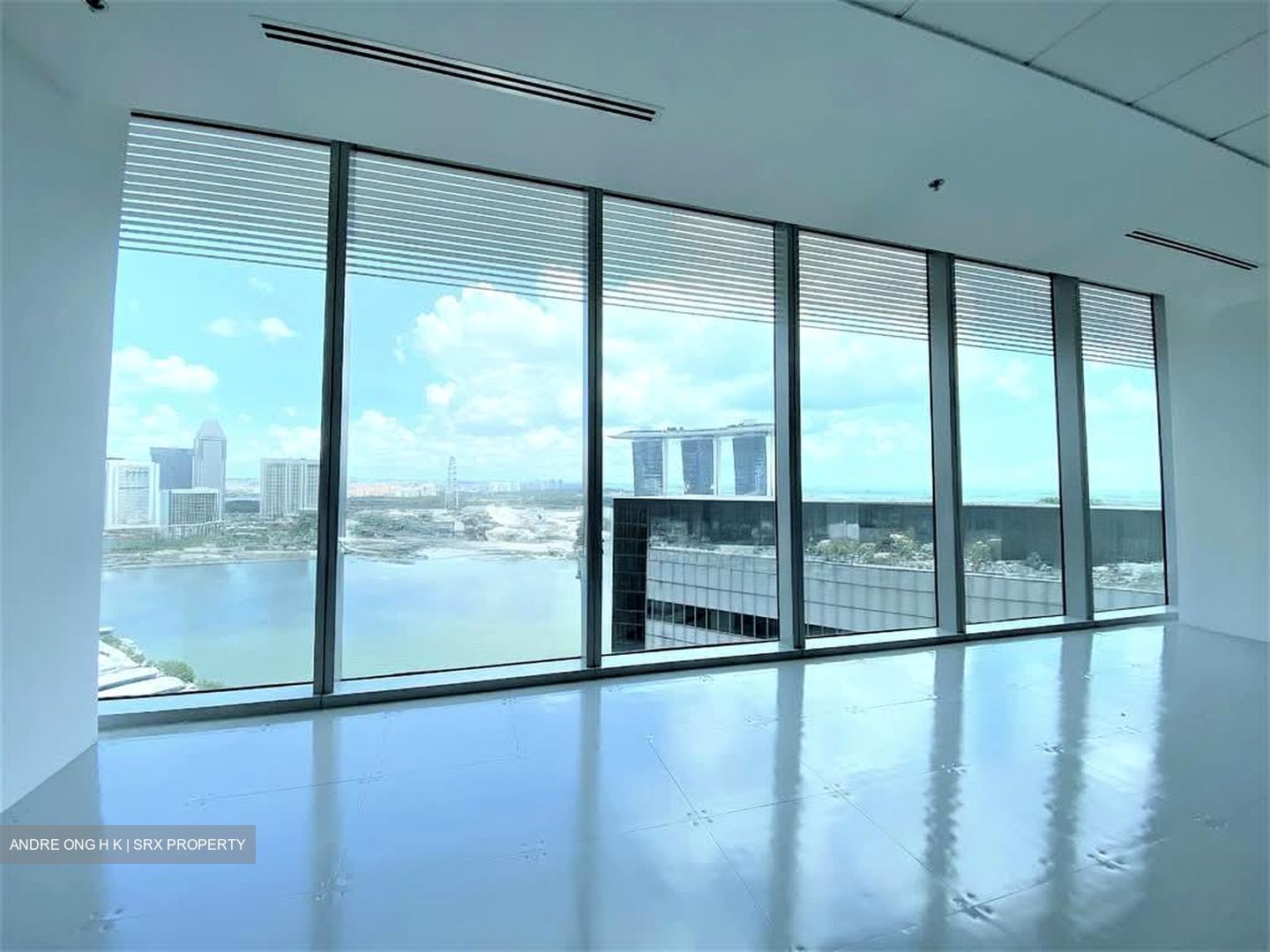 Ocean Financial Centre (D1), Office #594019931
